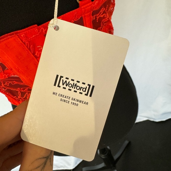 NWT Wolford red bra - Picture 5 of 7